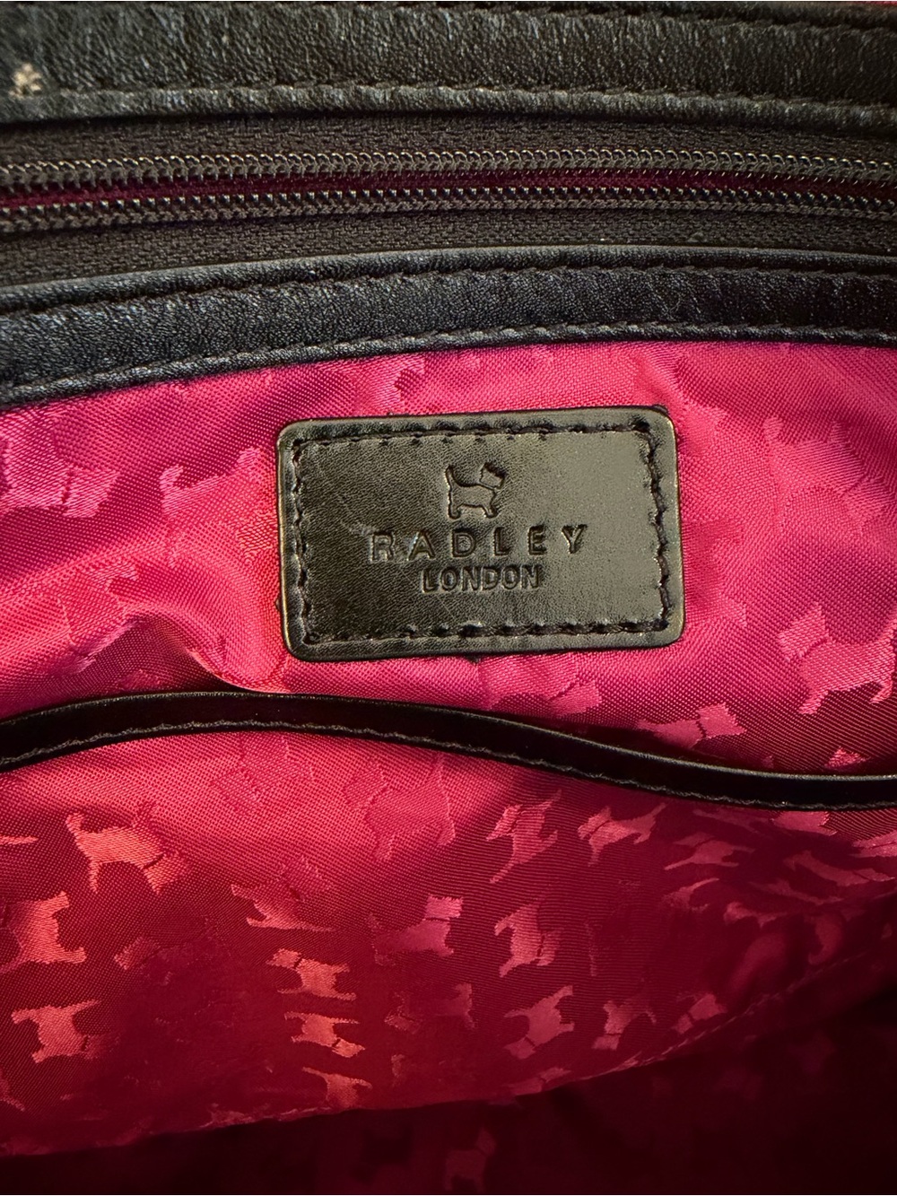 RADLEY LONDON Black Leather Double-Handle Shoulder Bag with Gold Scottie Logo - Picture 5 of 6